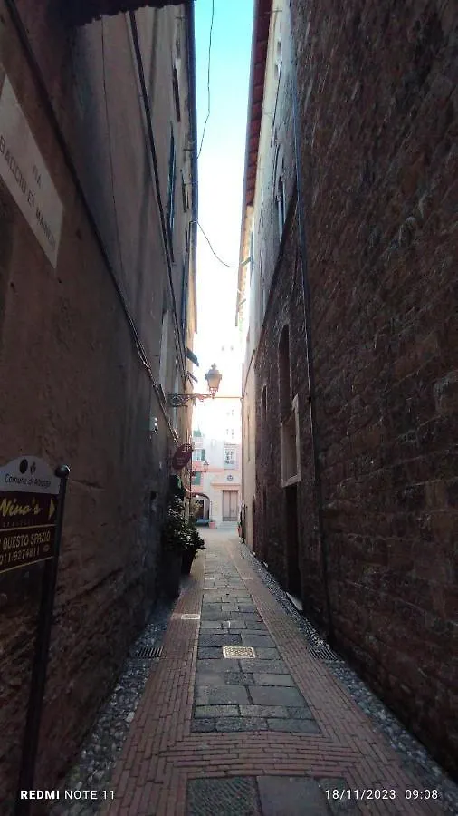 Alloggio Gallinara A Due Passi Dal Mare Ad Albenga In Liguria Apartmán