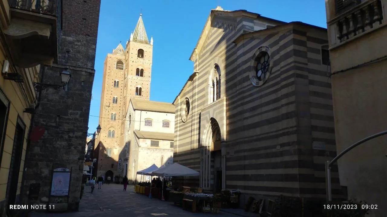 Alloggio Gallinara A Due Passi Dal Mare Ad Albenga In Liguria Apartmán