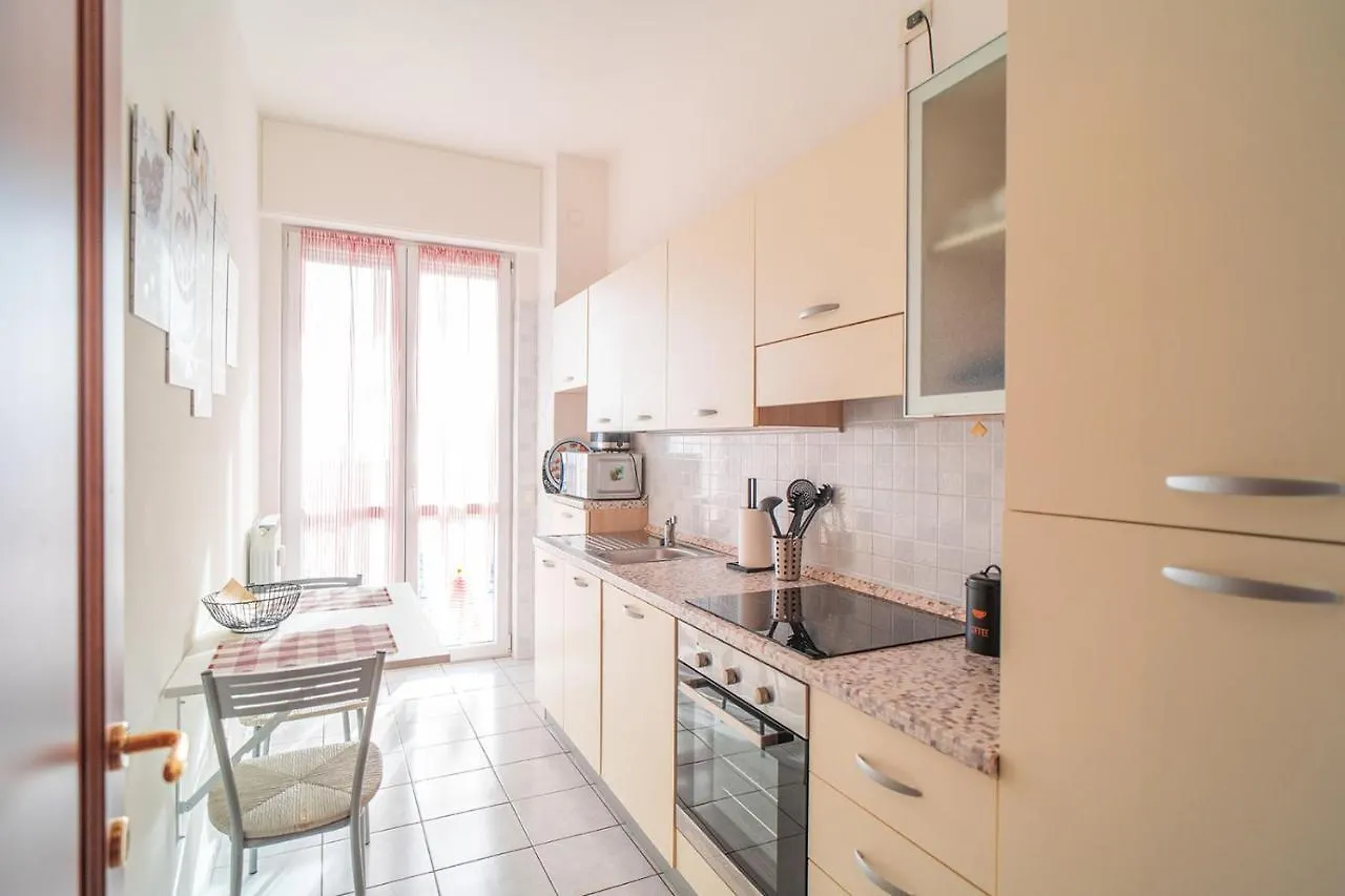 Apartment Alloggio Gallinara A Due Passi Dal Mare Ad Albenga In Liguria Italy